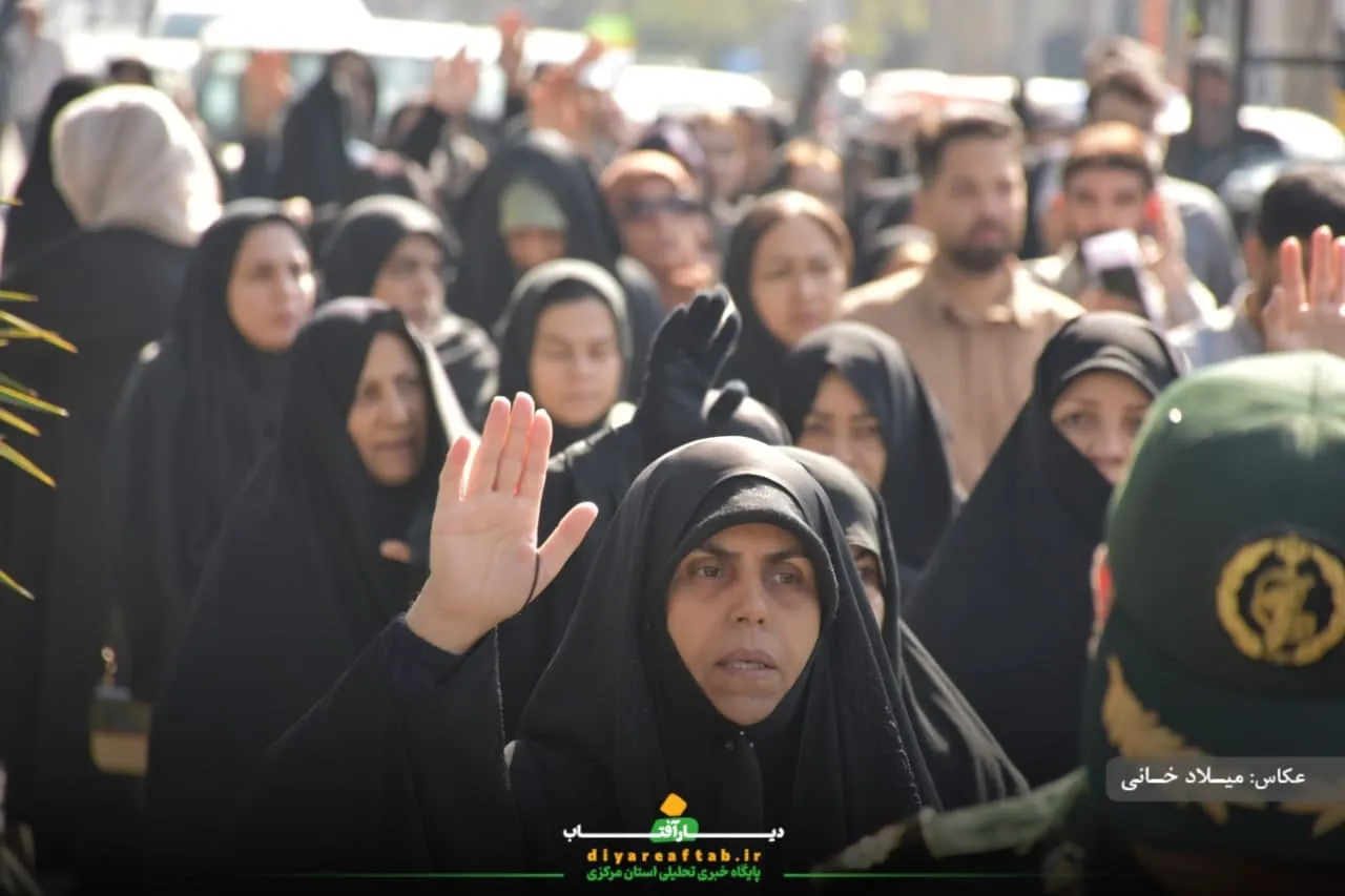 تشییع پیکر جانباز شهید «اسماعیل روشن» در اراک