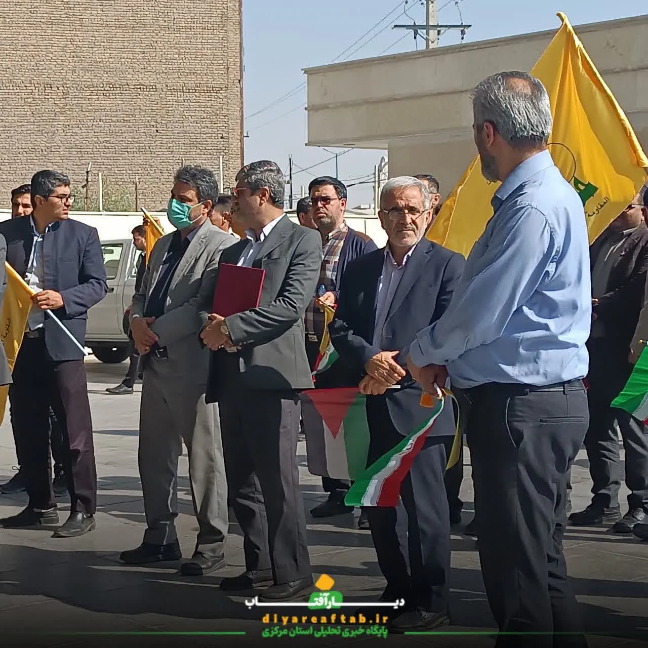 تجمع «فریاد علیه کودک‌کشی» در بیمارستان ولیعصر(عج)