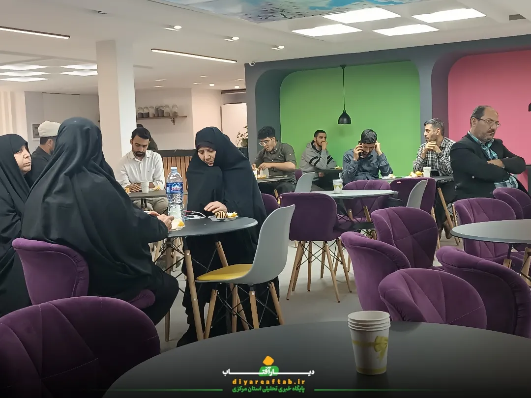 رونمایی کتاب «کیمیازاد» در اراک