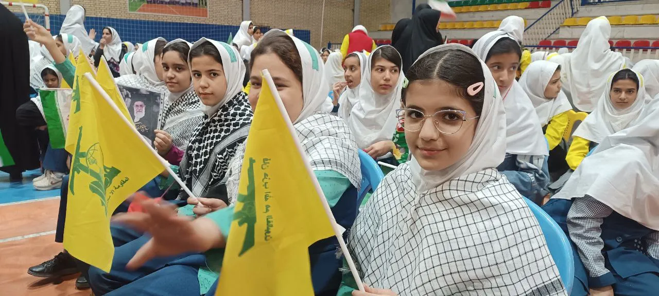 برگزاری همایش بزرگ دانش‌آموزی آغاز نصراللّه در ساوه
