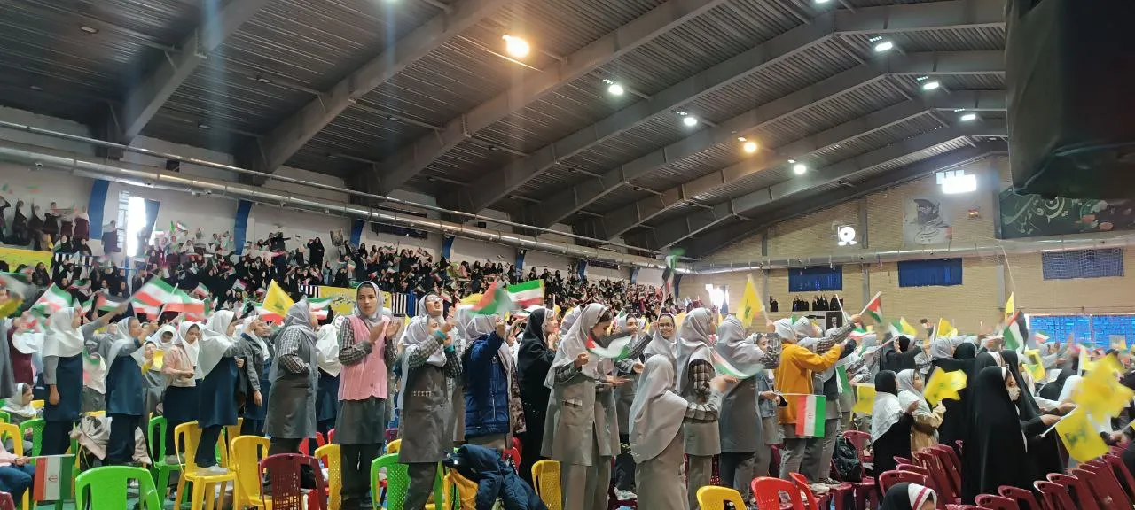 برگزاری همایش بزرگ دانش‌آموزی آغاز نصراللّه در ساوه
