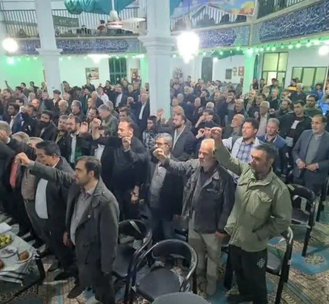 فریاد مرگ بر آمریکا در مقصودآباد طنین شد