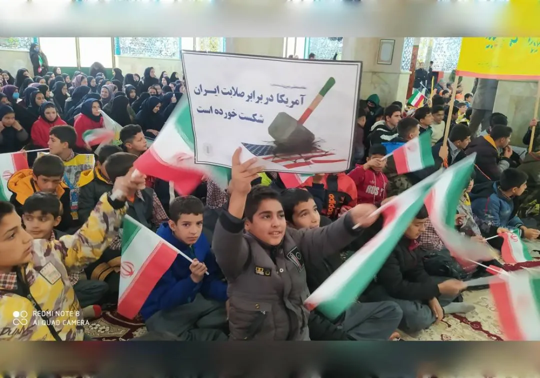 برگزاری راهپیمایی باشکوه ۱۳ آبان در خنداب