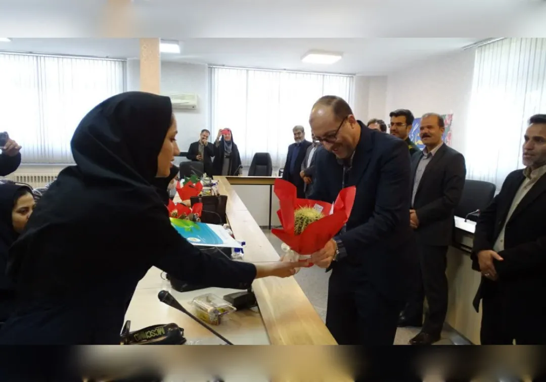 تقدیر از پرستاران خنداب