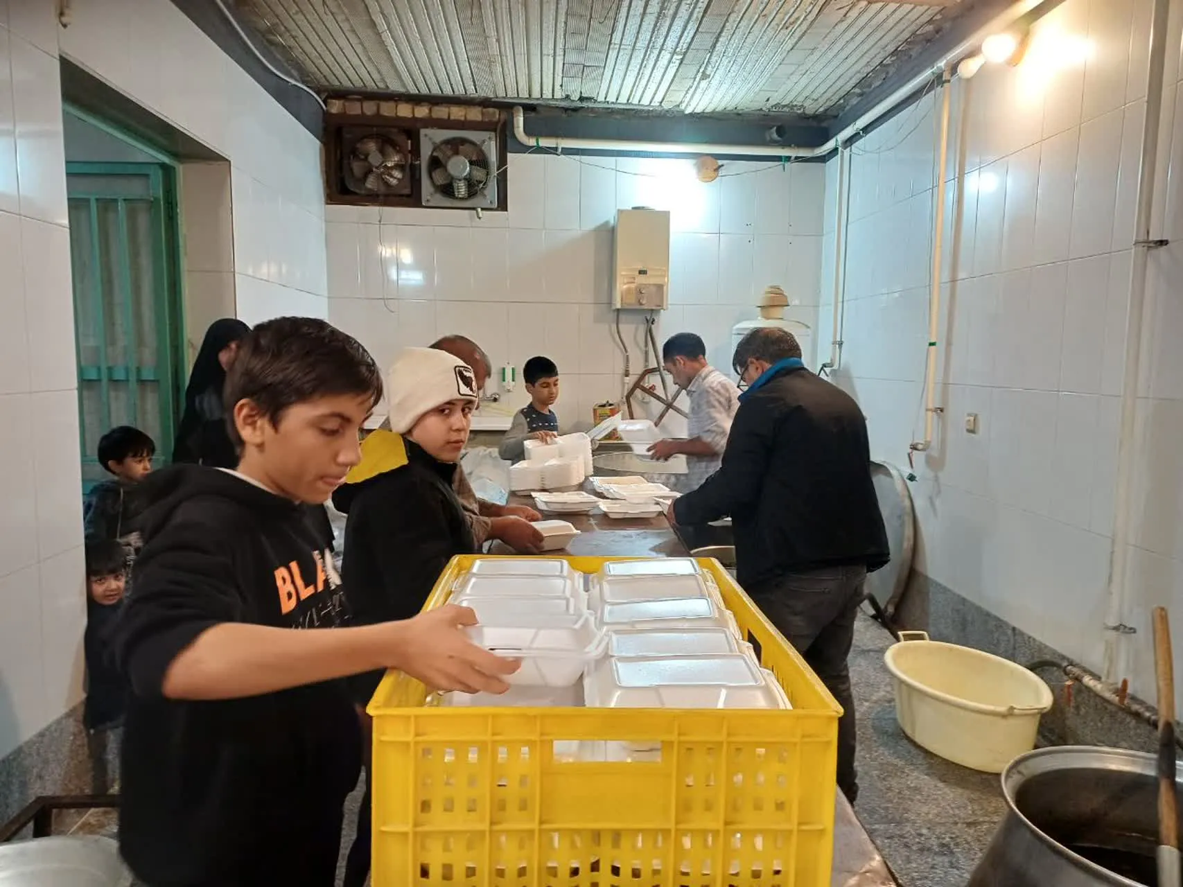 عزاداری نوجوانان ساوجی در سوگ حضرت فاطمه (س)
