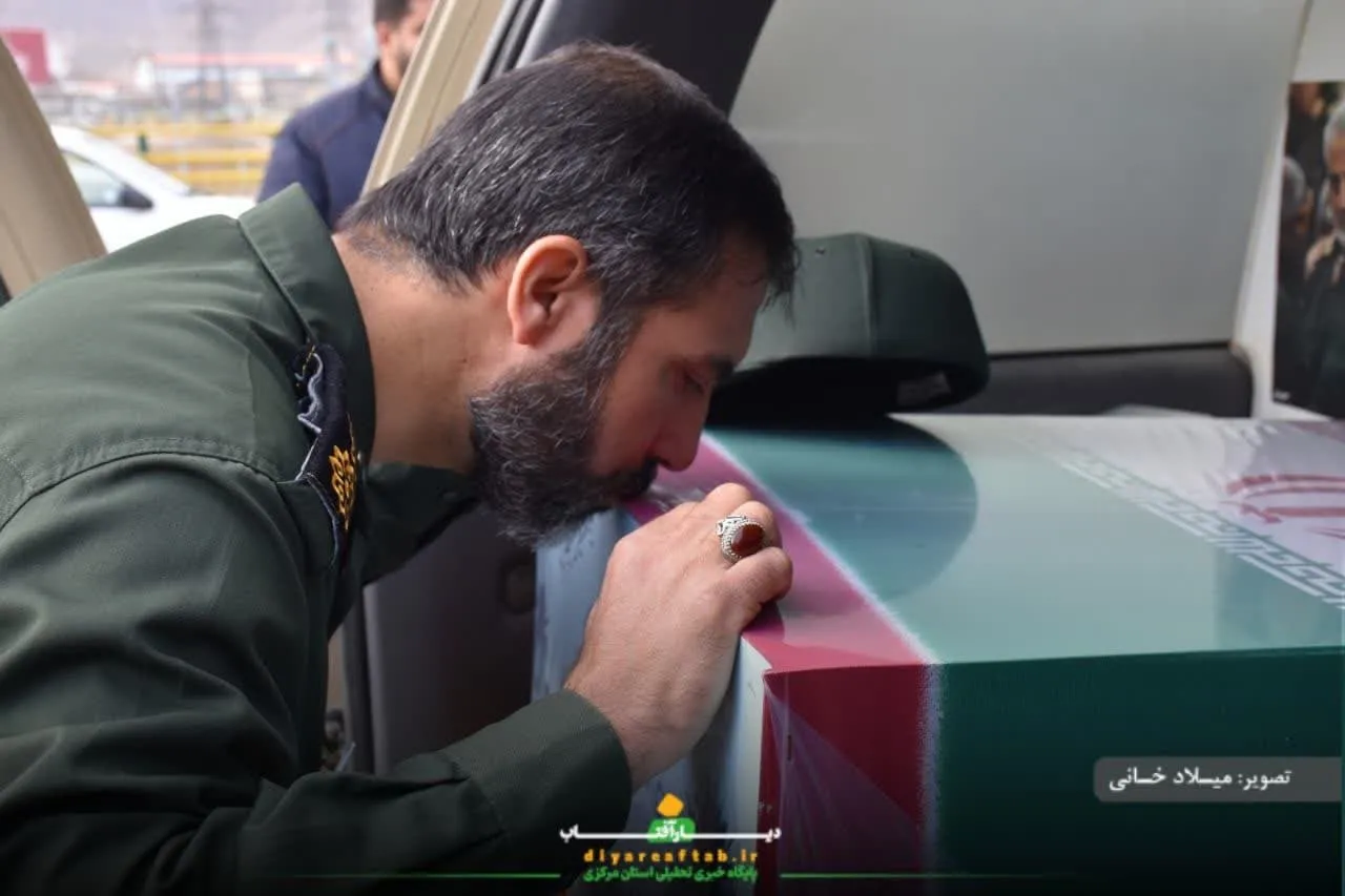استقبال از پیکر «شهید گمنام» در اراک