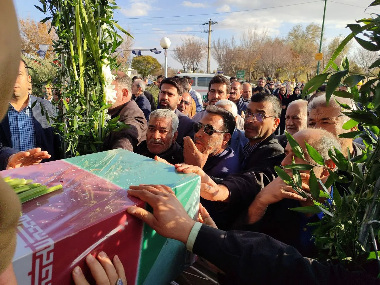 کاروان شهدای گمنام وارد فراهان شد