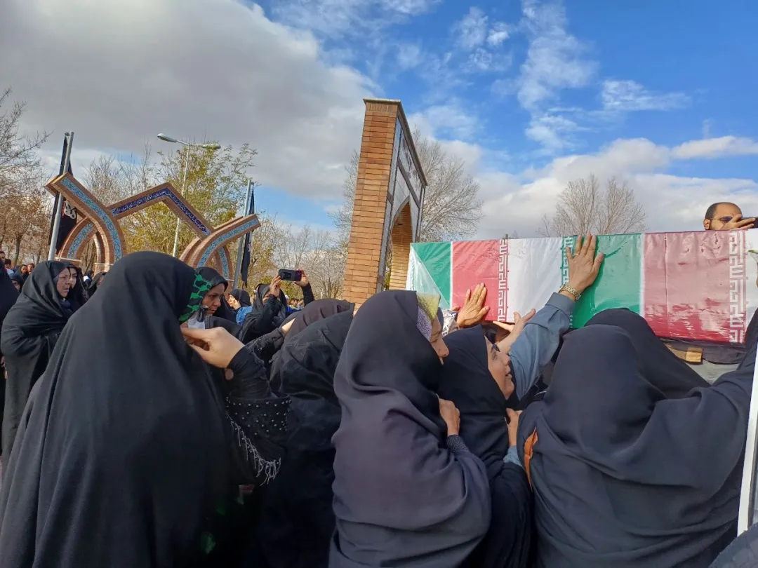 کاروان شهدای گمنام وارد فراهان شد
