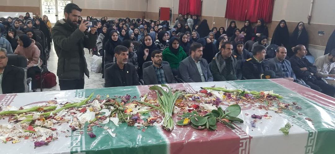 اعزام ۱۲۰ دانش‌آموز فراهانی به راهیان نور