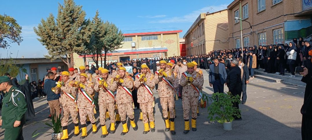 مدارس کمیجان میزبان شهید گمنام فاطمی