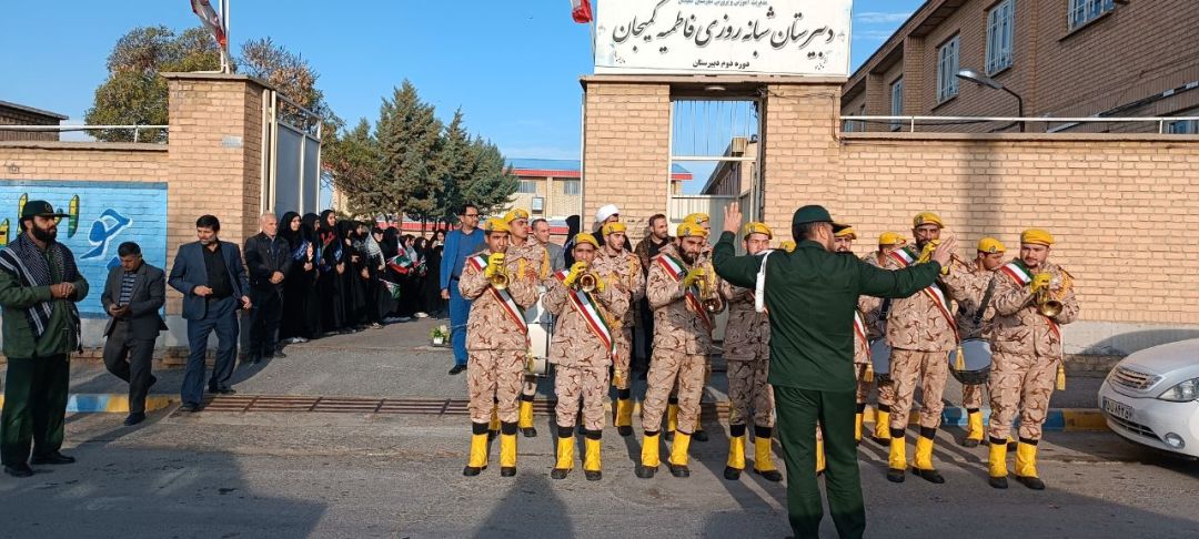 مدارس کمیجان میزبان شهید گمنام فاطمی