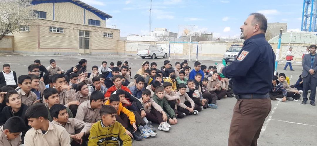 برگزاری مانور زلزله و ایمنی در فراهان
