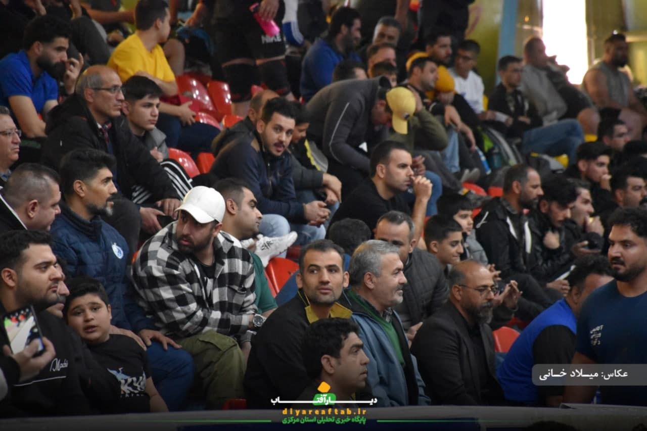مسابقات قوی‌ترین مردان ایران در اراک