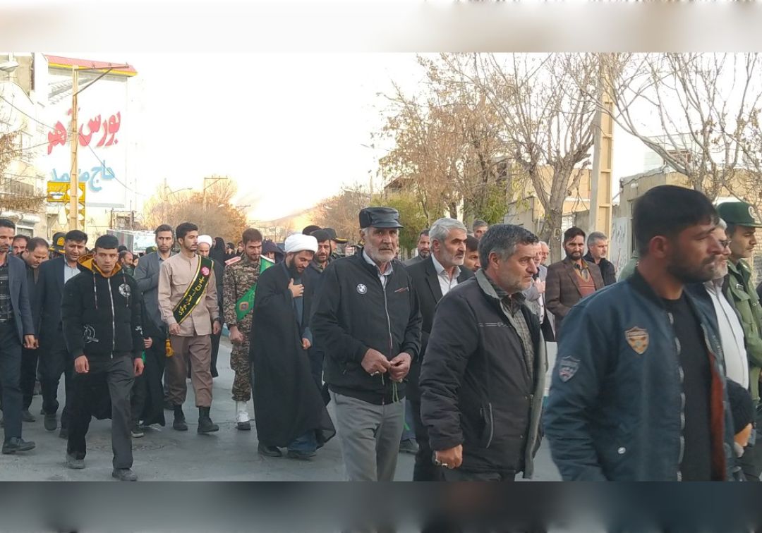 تشییع پیکر مطهر شهید گمنام در خنداب