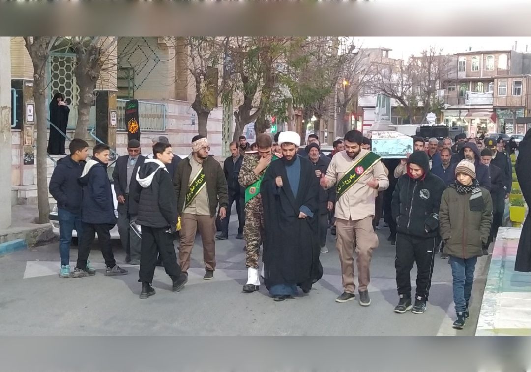 تشییع پیکر مطهر شهید گمنام در خنداب