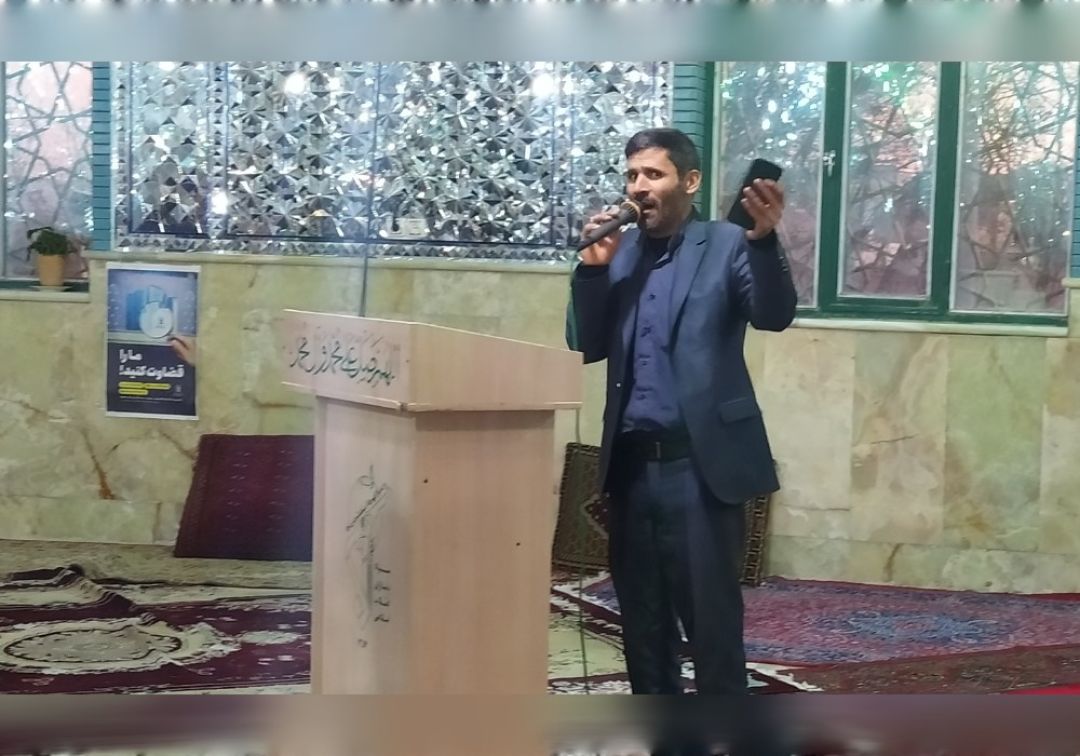 مراسم شبی با شهدا در جوار شهید گمنام