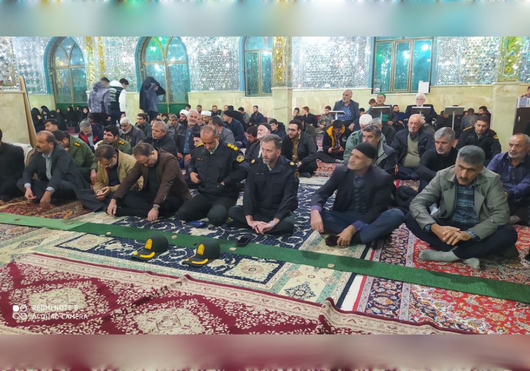 مراسم شبی با شهدا در جوار شهید گمنام