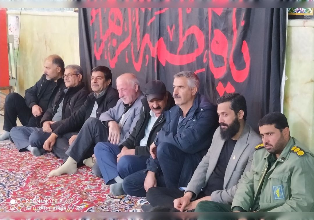 مراسم شبی با شهدا در جوار شهید گمنام