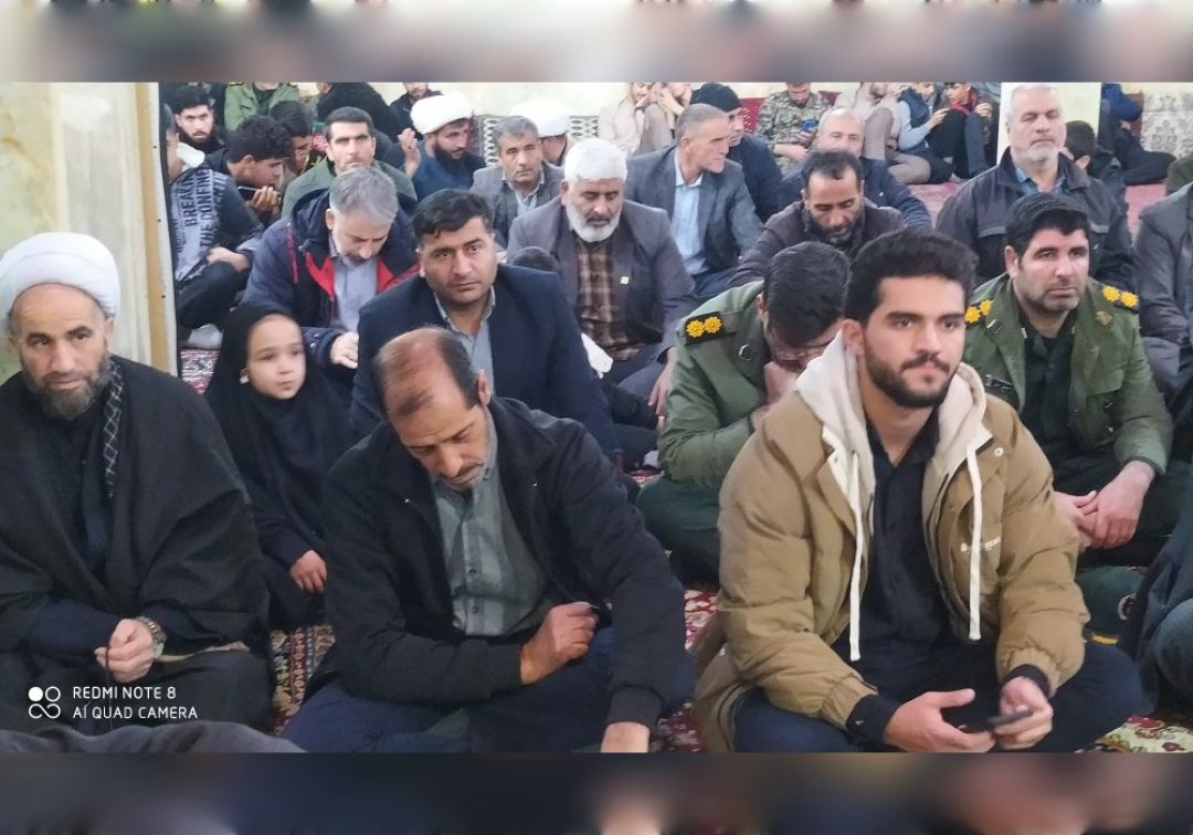 مراسم شبی با شهدا در جوار شهید گمنام