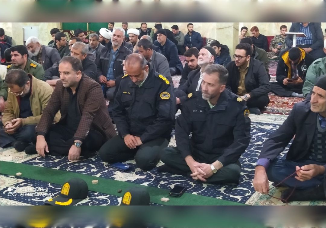 مراسم شبی با شهدا در جوار شهید گمنام