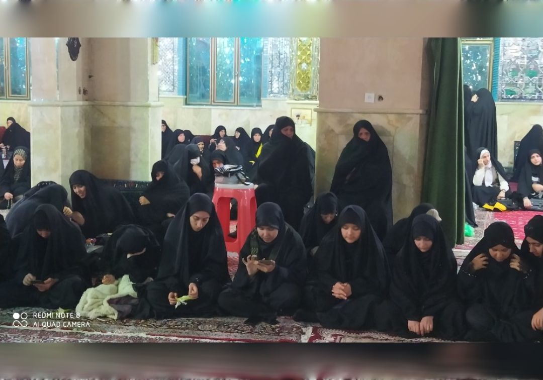مراسم شبی با شهدا در جوار شهید گمنام