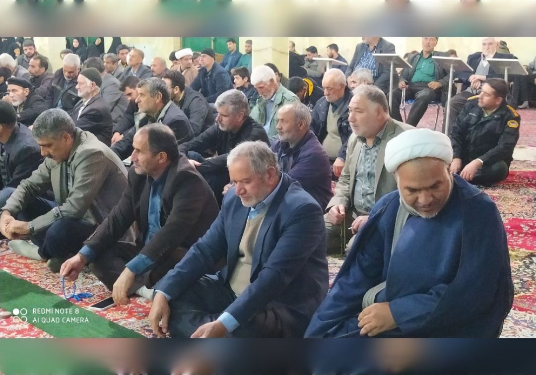 مراسم شبی با شهدا در جوار شهید گمنام