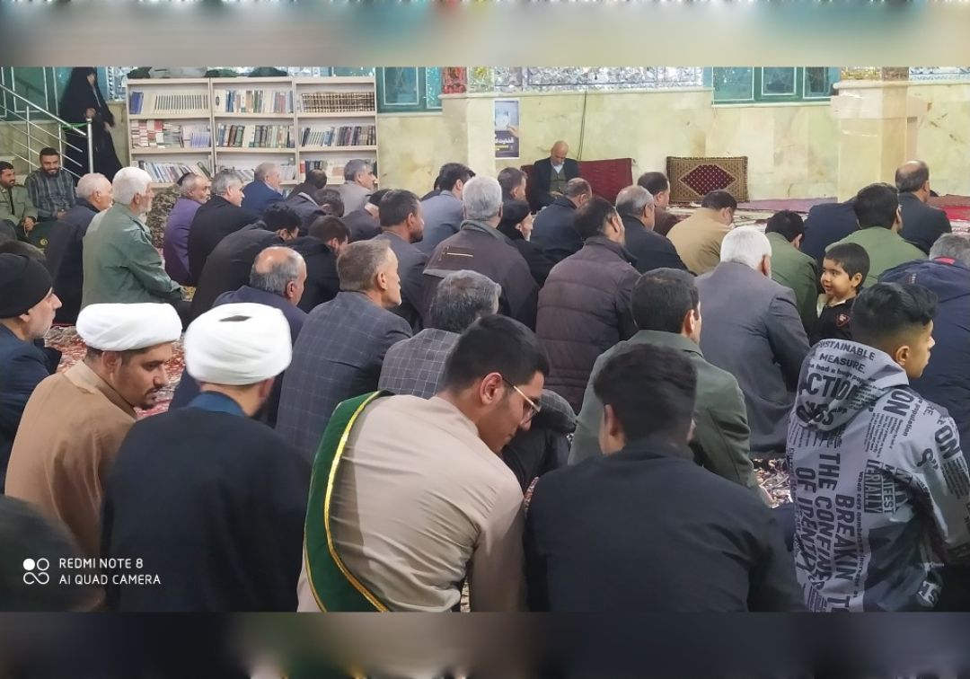 مراسم شبی با شهدا در جوار شهید گمنام