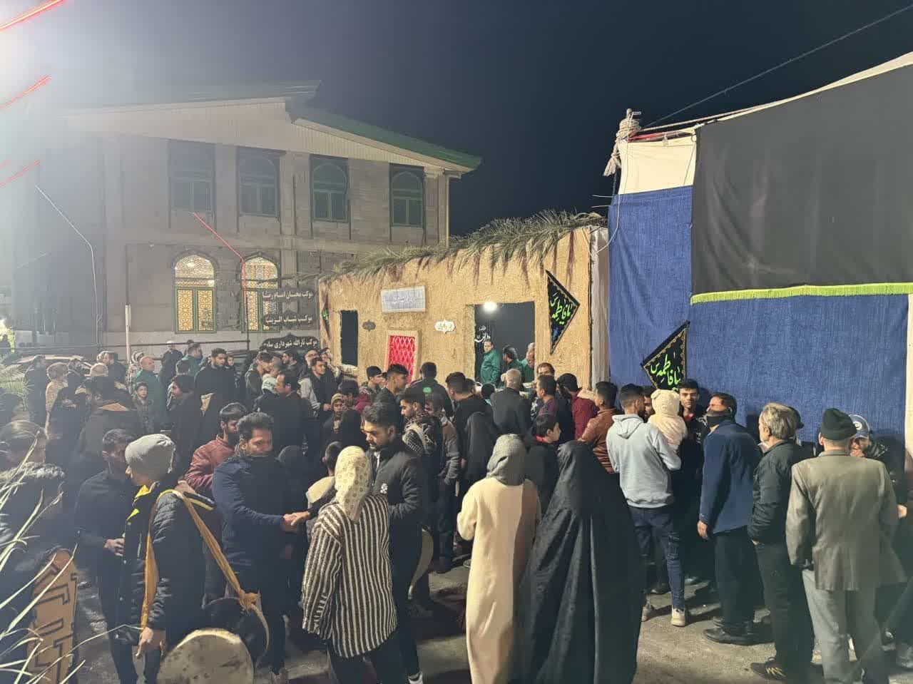 مراسم شبی با شهدا در ساوه برگزار شد