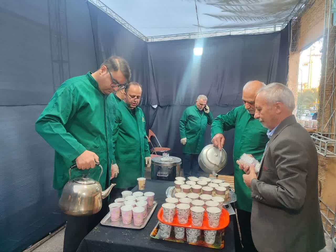 مراسم شبی با شهدا در ساوه برگزار شد