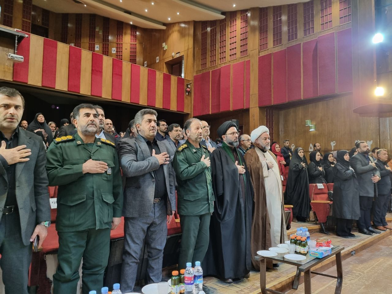 سوگواره شعر فاطمی در ساوه برگزار شد