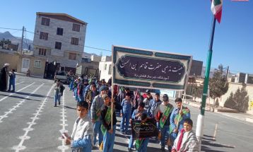 عزاداری دانش‌آموزان در سوگ شهادت حضرت زهرا (س)