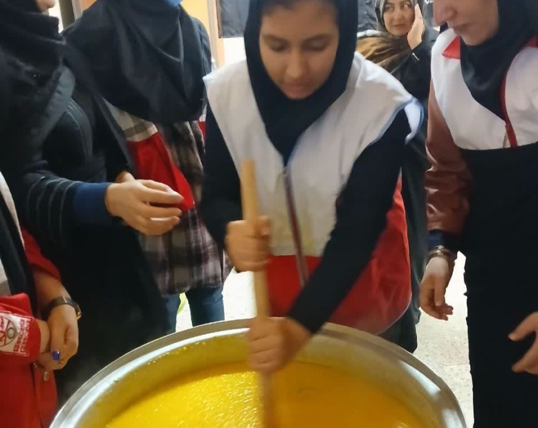 مراسم روز داوطلب هلال احمر در کمیجان