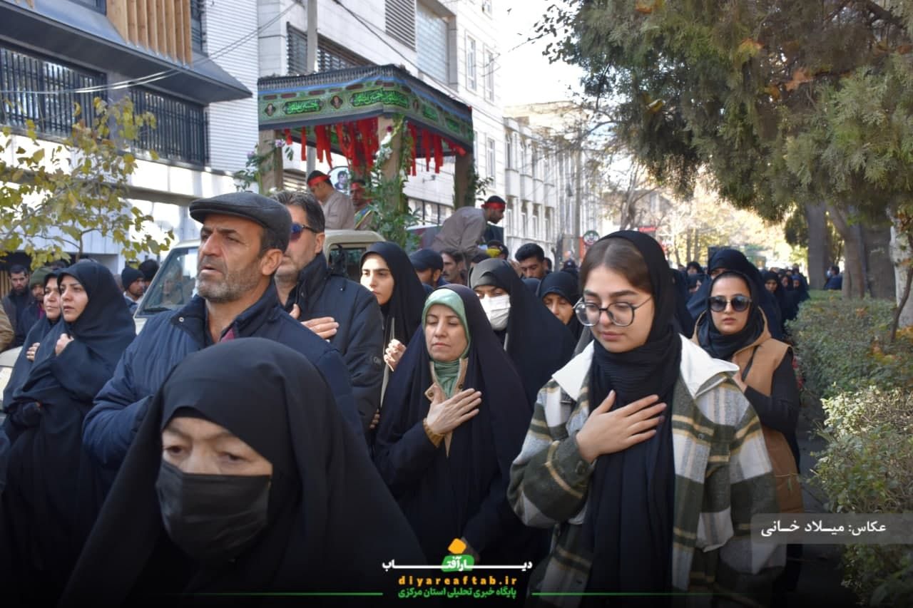 تشییع شهدای گمنام در اراک