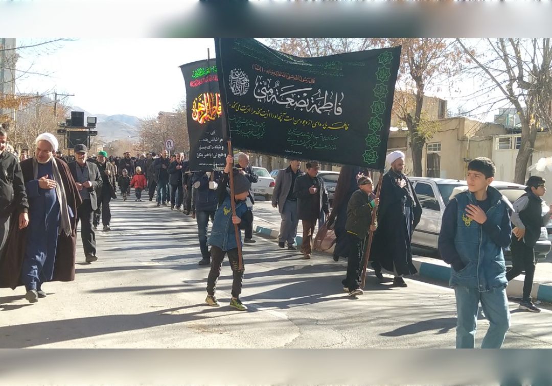 مراسم عزاداری در خنداب برگزار شد