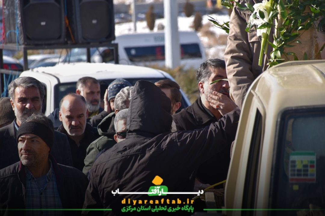تشییع پیکر «شهید گمنام» در اراک