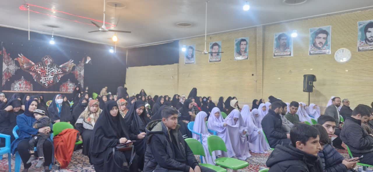 مجمع بسیجیان زرندیه برگزار شد