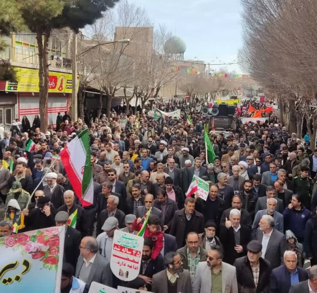 حماسه مردم دلیجان در سالروز پیروزی انقلاب اسلامی