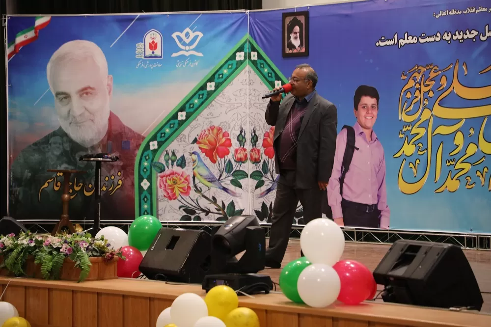 برگزاری جشن تکلیف رأی اولی‌ها در اراک