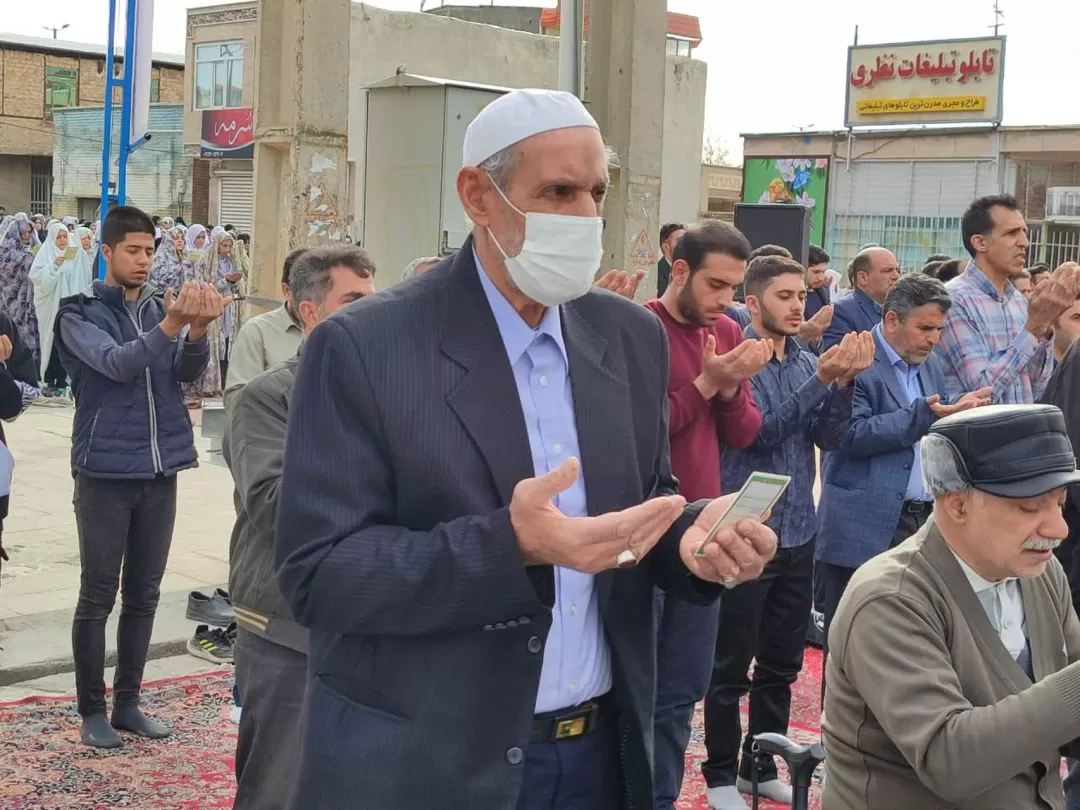 نماز عید بندگی در فراهان برگزار شد