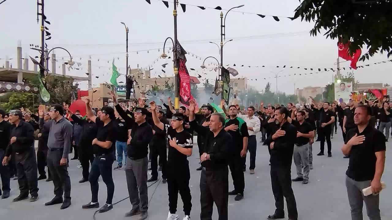 اجتماع عاشورائیان در شهر خنجین