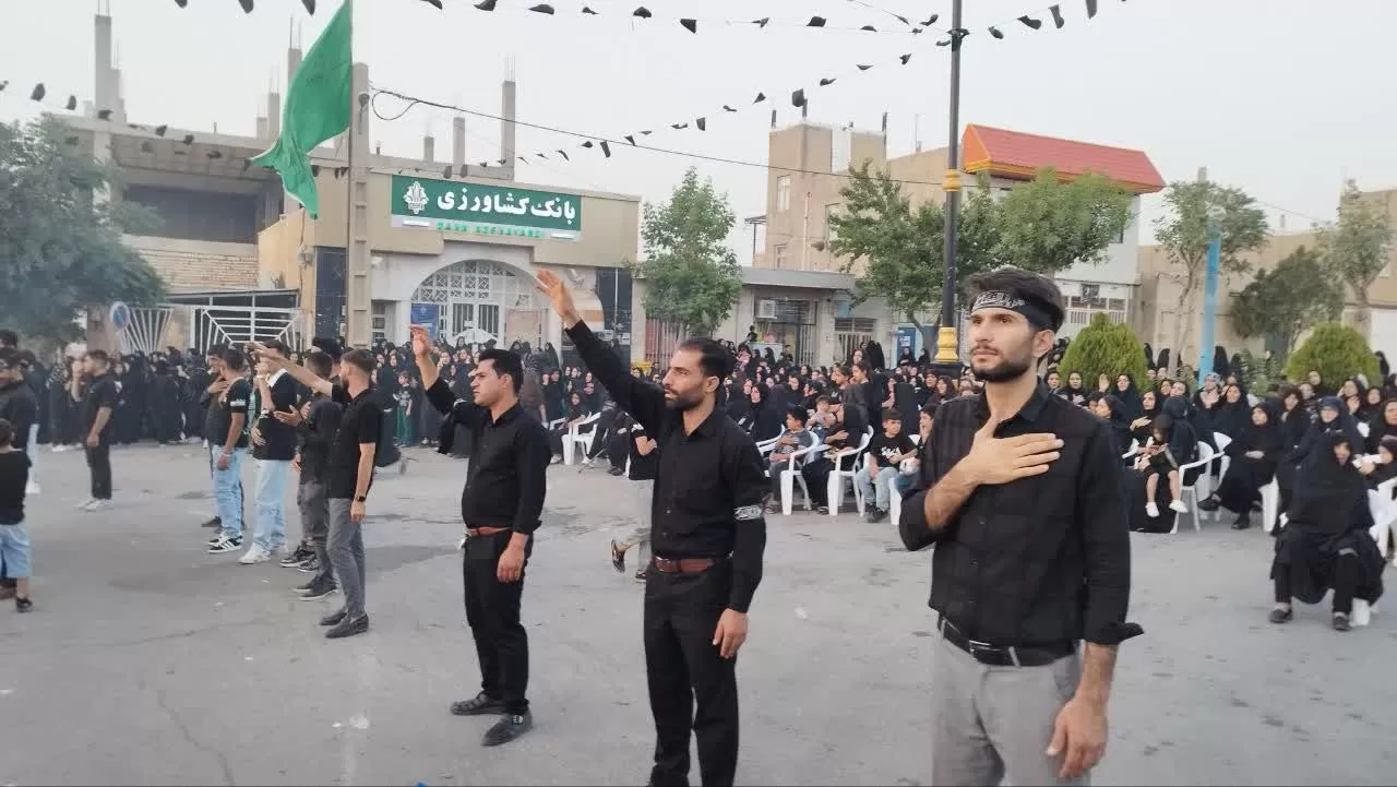 اجتماع عاشورائیان در شهر خنجین