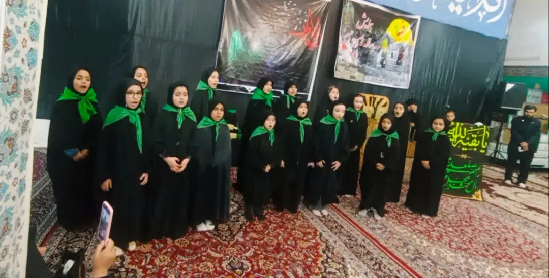 همایش بزرگ ریحانه‌های حسینی در کمیجان برگزار شد