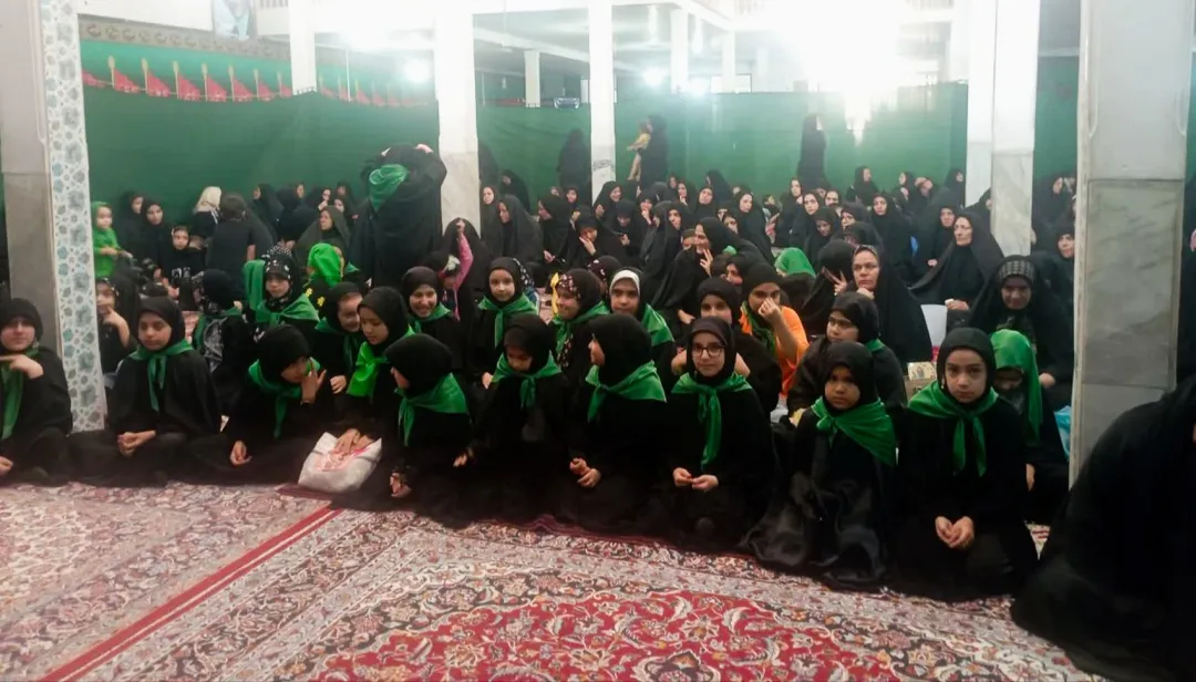 همایش بزرگ ریحانه‌های حسینی در کمیجان برگزار شد