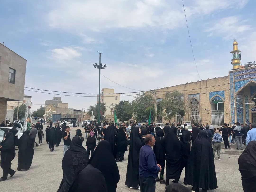 مراسم پیاده‌روی جاماندگان اربعین در زرندیه برگزار شد