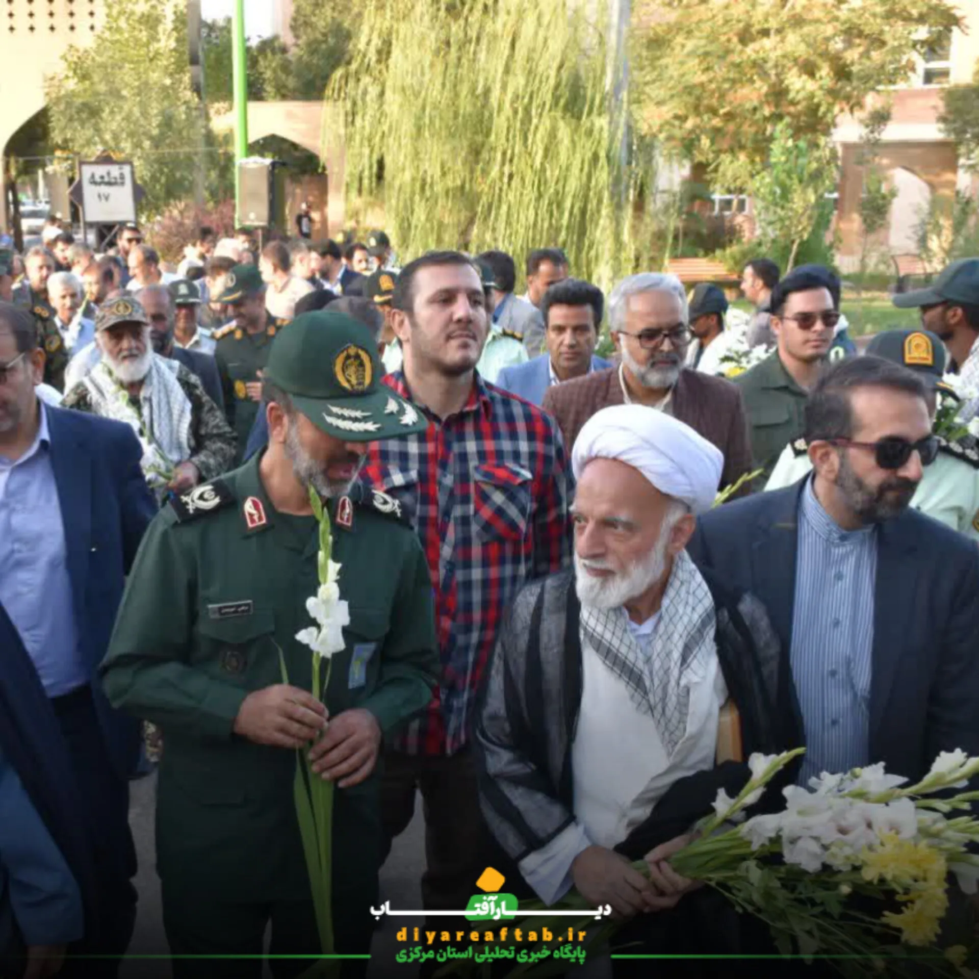 غبارروبی گلزار شهدای اراک