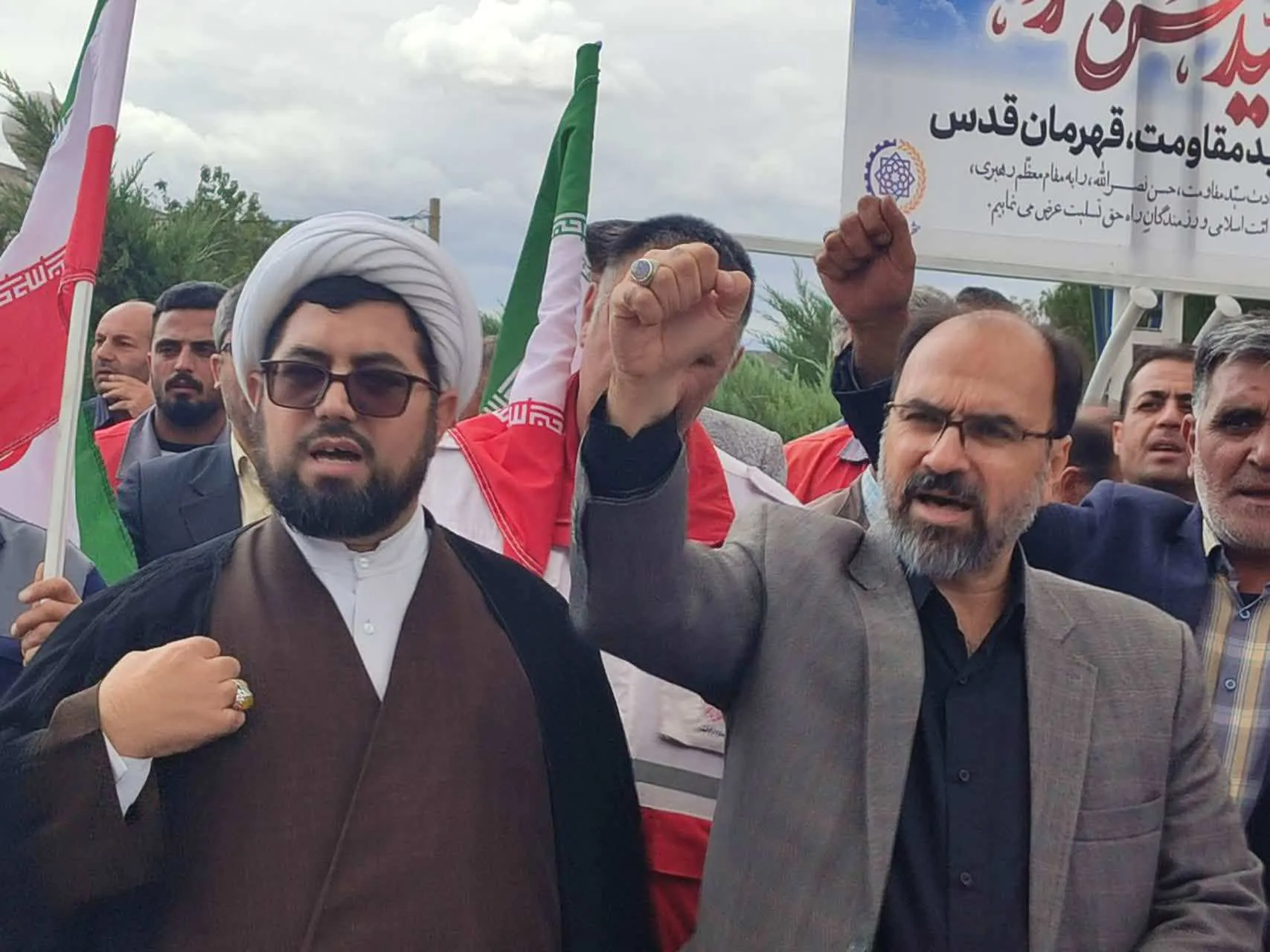 تجمع مردم فرمهین در حمایت از لبنان