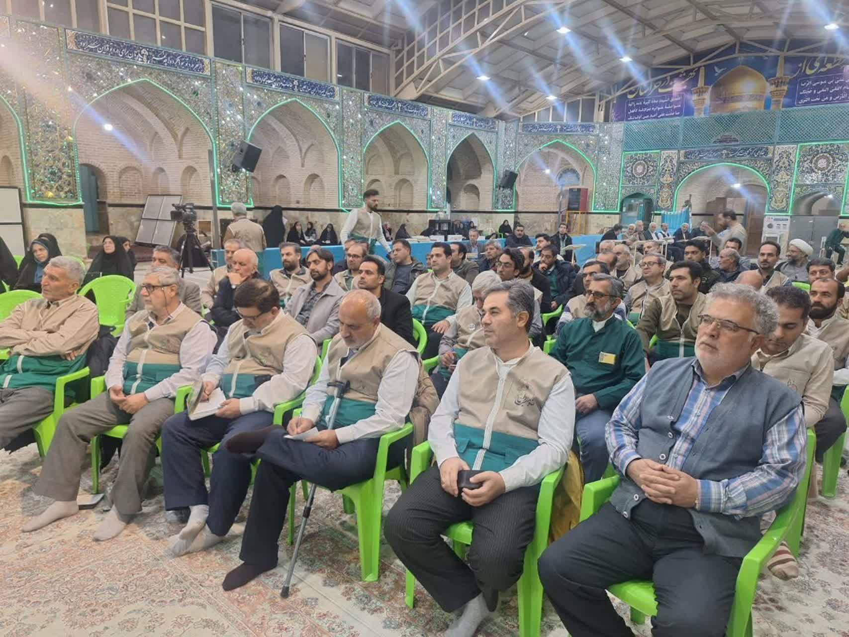 برگزاری دوره آموزشی چهل شایستگی «خادم تراز»