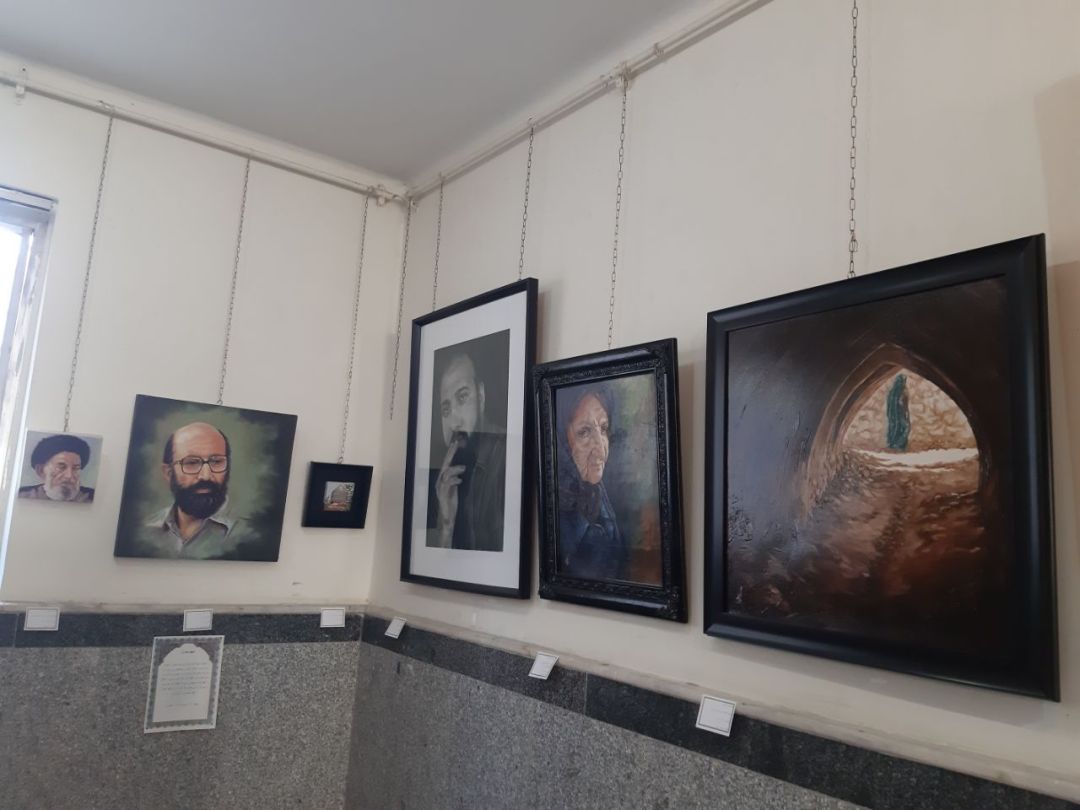 نمایشگاه نقاشی ‌ریشه‌ها در ساوه افتتاح شد