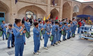 عزاداری دانش‌آموزان در سوگ شهادت امام صادق (ع)