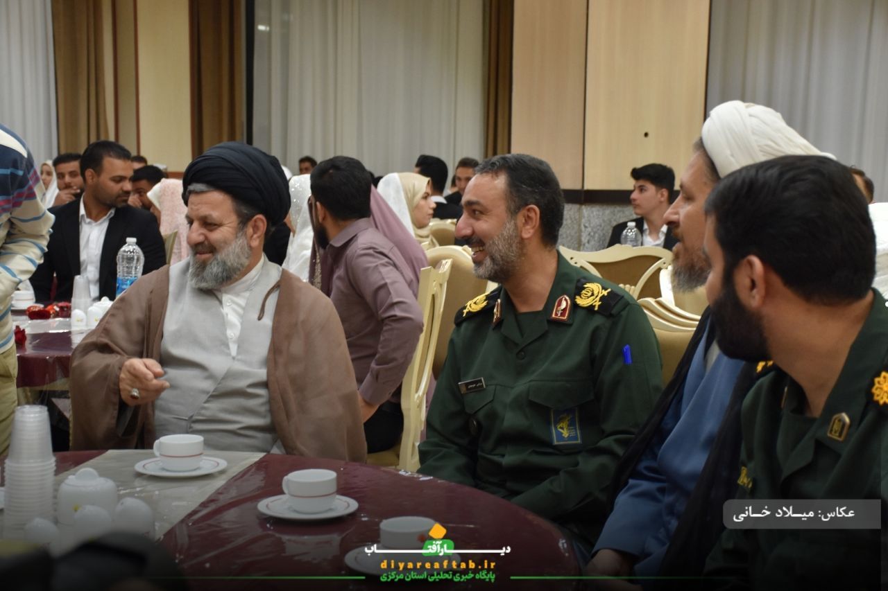 جشن ازدواج آسان ۱۱۴ زوج اراکی